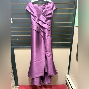 Alexander by Daymor 2052 Plum Mother of the Bride Mermaid Gown Size 8 $978